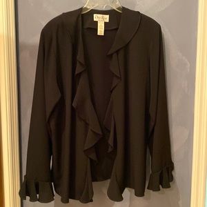 Darue of California  black long sleeve blouse w/no buttons and a flare Size 16